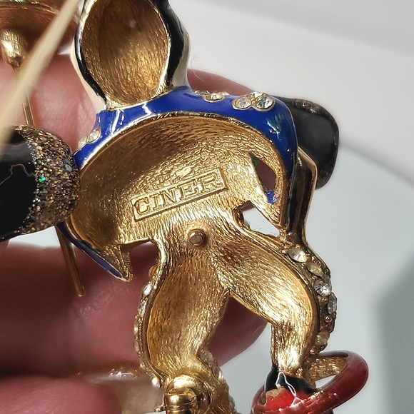 1950's Vintage CINER Asian Mr. Lee Plate Spinner Circus Brooch - Picture 7 of 8